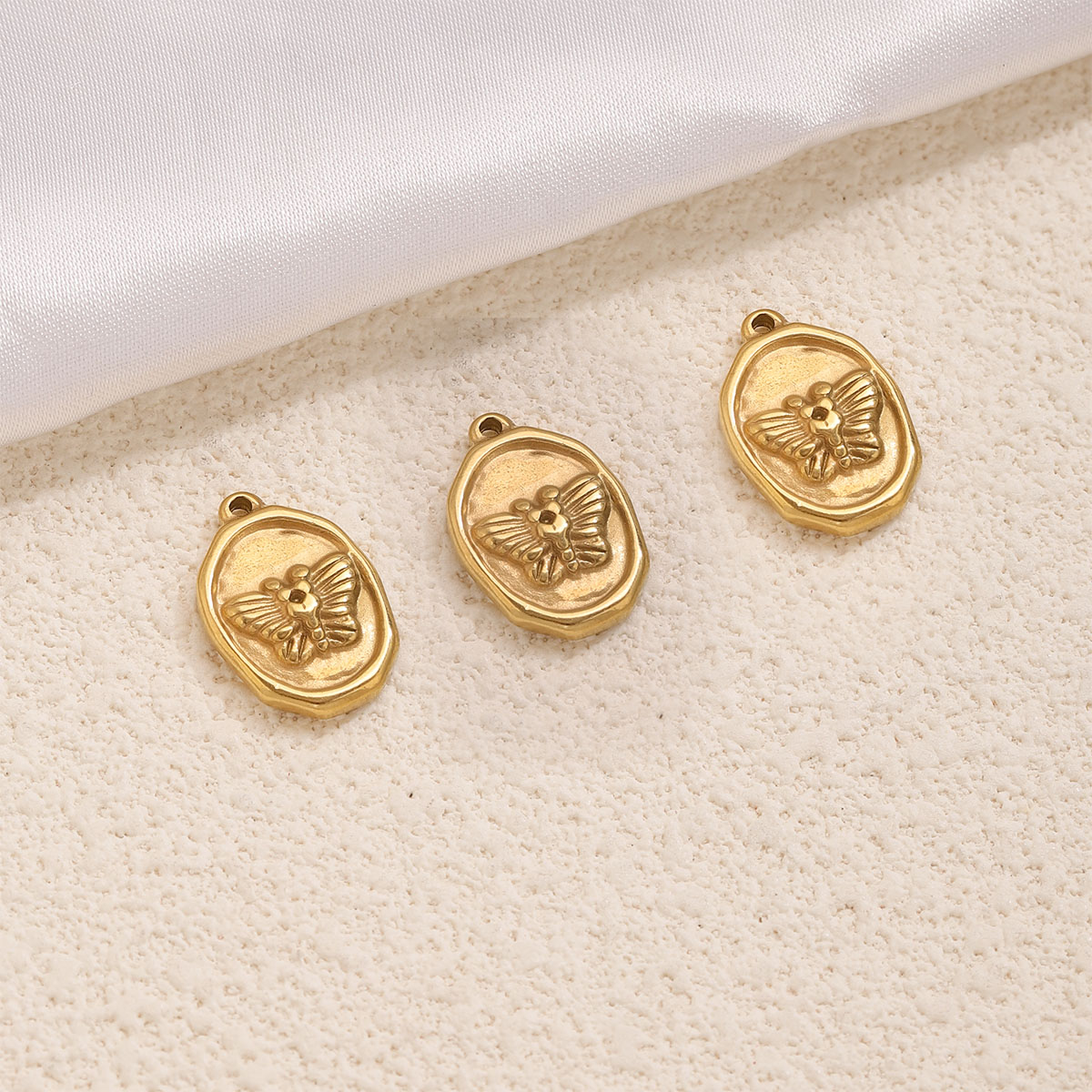 จี้รูปผีเสื้อทรงวงรี 6 ชิ้น ทำ - Butterfly Pendant Necklace บทวิจารณ์และราคา