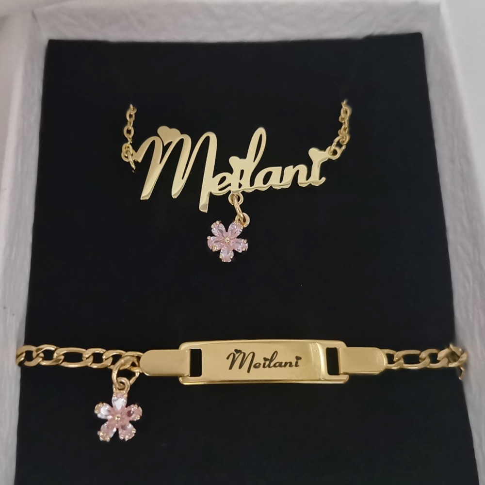 Leechee จี้ดอกไม้เพทายขนาดเล็ก - Engraved Name Necklace บทวิจารณ์และราคา